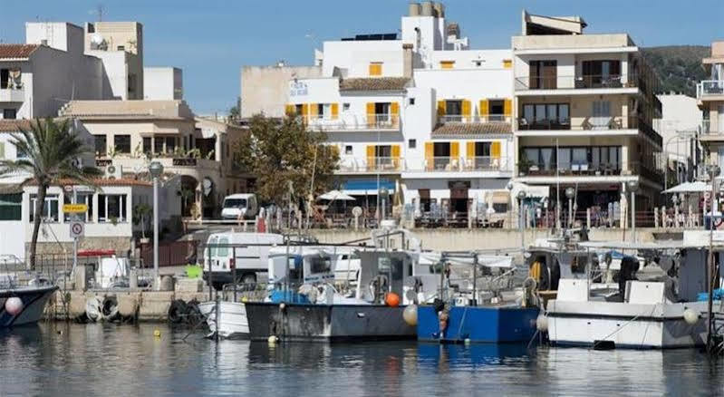 Hostal Cala Ratjada Екстер'єр фото