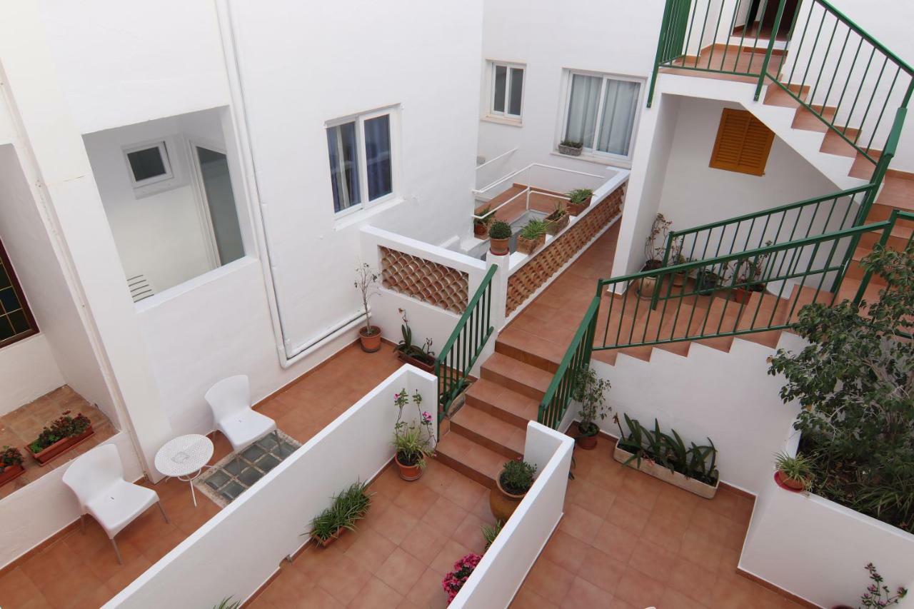Hostal Cala Ratjada Екстер'єр фото
